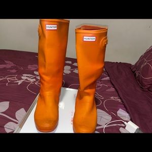 AUTHENTIC HUNTER RAIN BOOTS